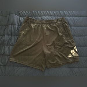 Adidas aero ready athletic shorts black XL